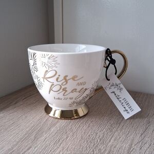 Everyday Gatherings "Rise and Pray Luke 22:46" Porcelaine Mug ✨️